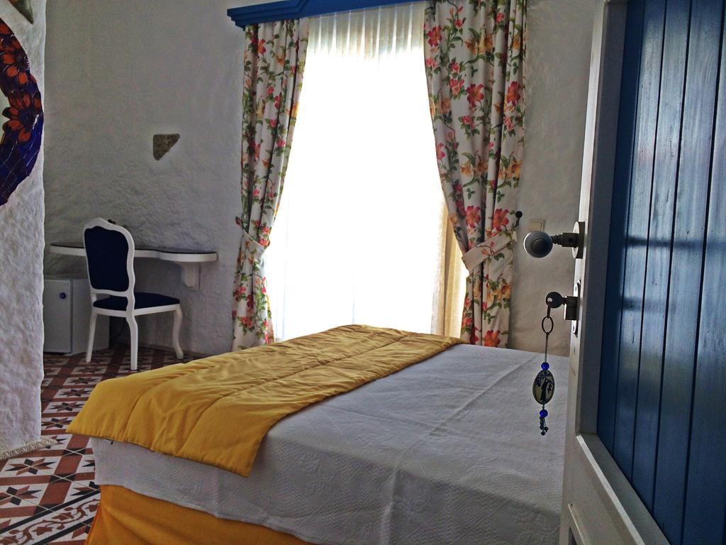 Taskoy Alacati Hotel (Adults Only) Room photo