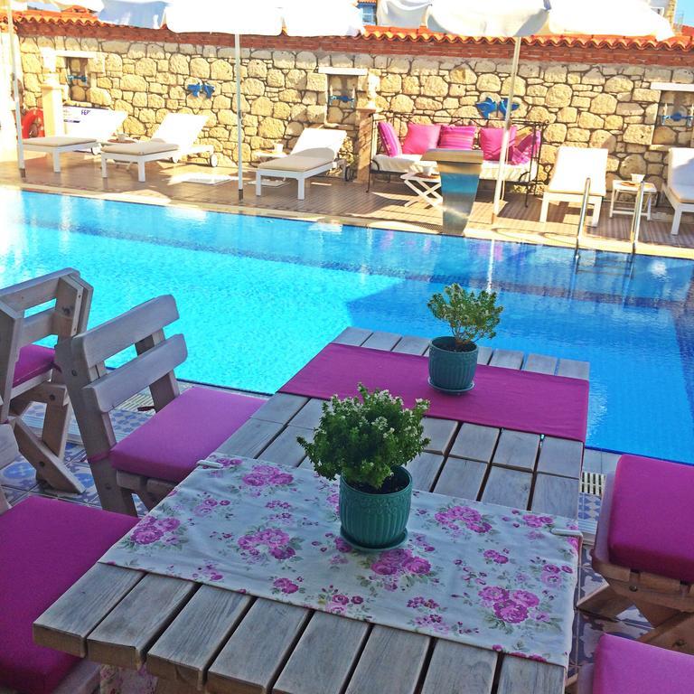 Taskoy Alacati Hotel (Adults Only) Exterior photo